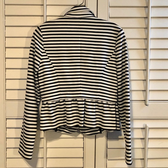 ❤️Adorable Elle jacket like new-worn ONCE…Price FIRM!! - Picture 3 of 8